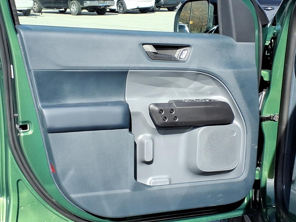 2025 Ford Maverick XLT photo 4