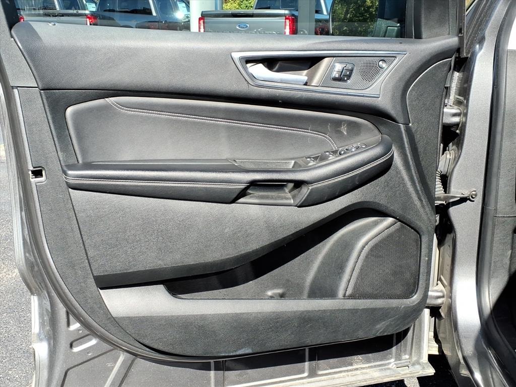 Used 2023 Ford Edge Titanium SUV