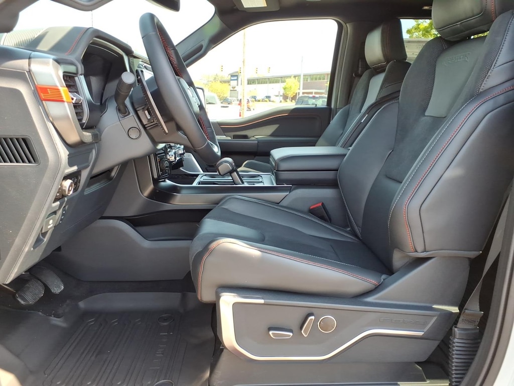 New 2026 Ford F-150 Raptor 4x4 Raptor SuperCrew 5.5 ft. SB