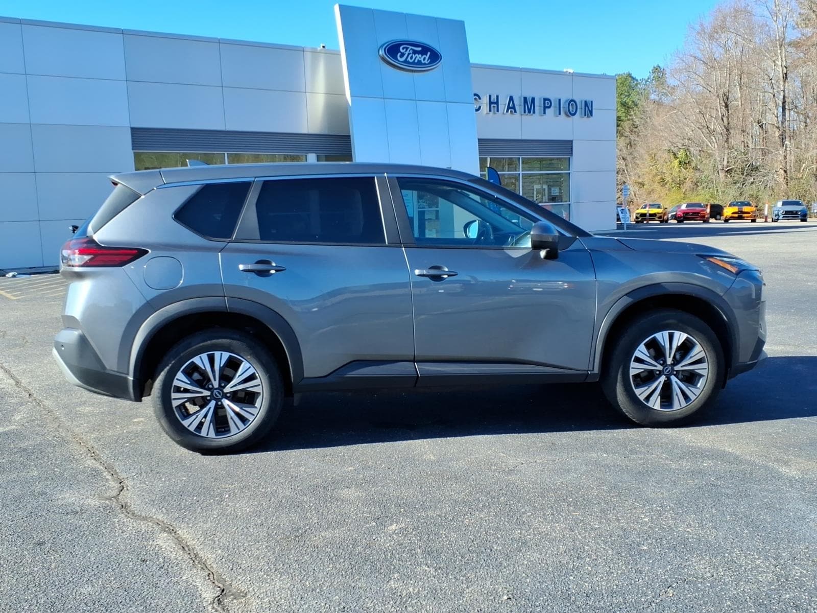 2023 Nissan Rogue SV - Photo 24