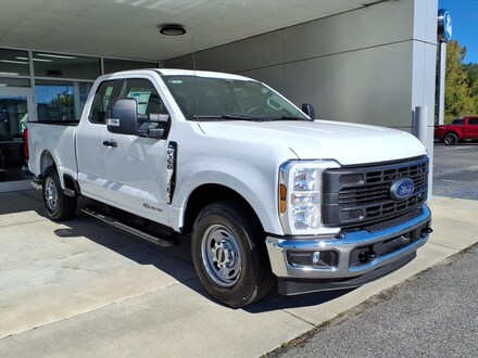 2026 Ford F-350 Super Duty XL 4x2 XL  SuperCab 6.8 ft. SB SRW Pickup
