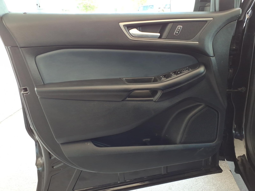 Used 2022 Ford Edge SEL SUV