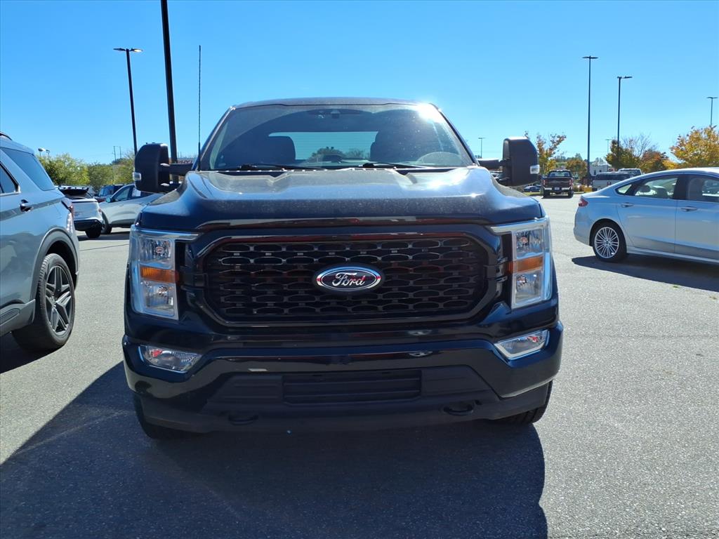 2021 Ford F-150 XL photo 2