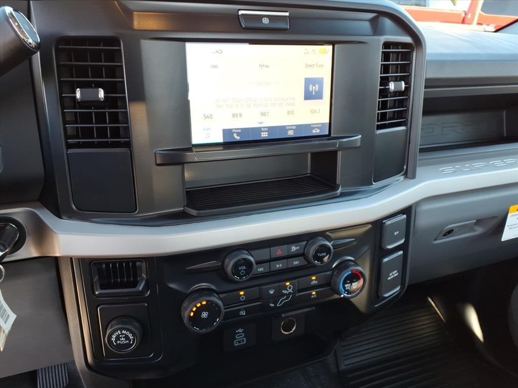 2026 Ford F-350 Super Duty XL - Photo 9