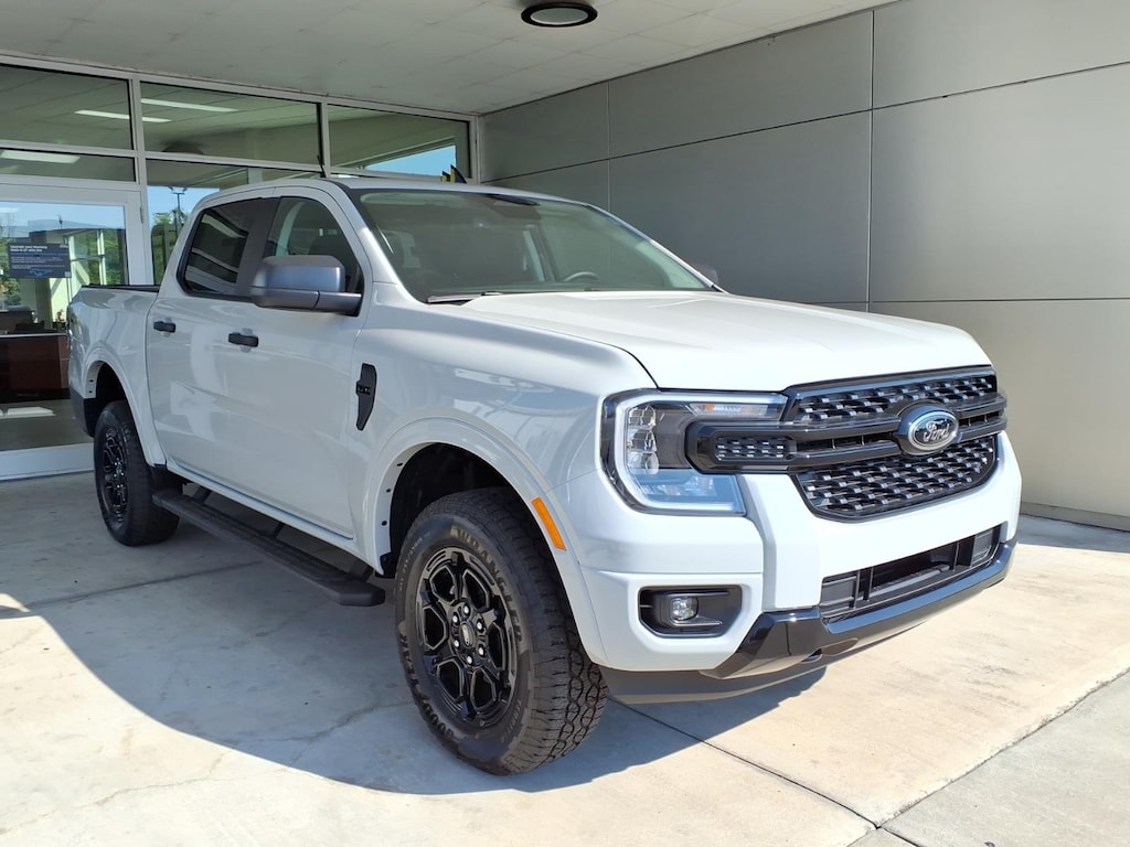 New 2026 Ford Ranger XLT 4x4 XLT SuperCrew 5.0 ft. SB