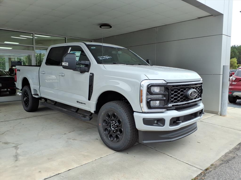 2025 Ford F-250 Super Duty XLT's photo