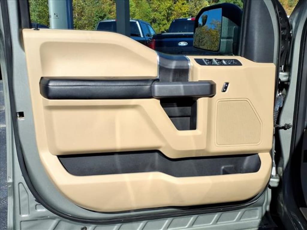 Used 2020 Ford F-150 XLT Truck SuperCrew Cab