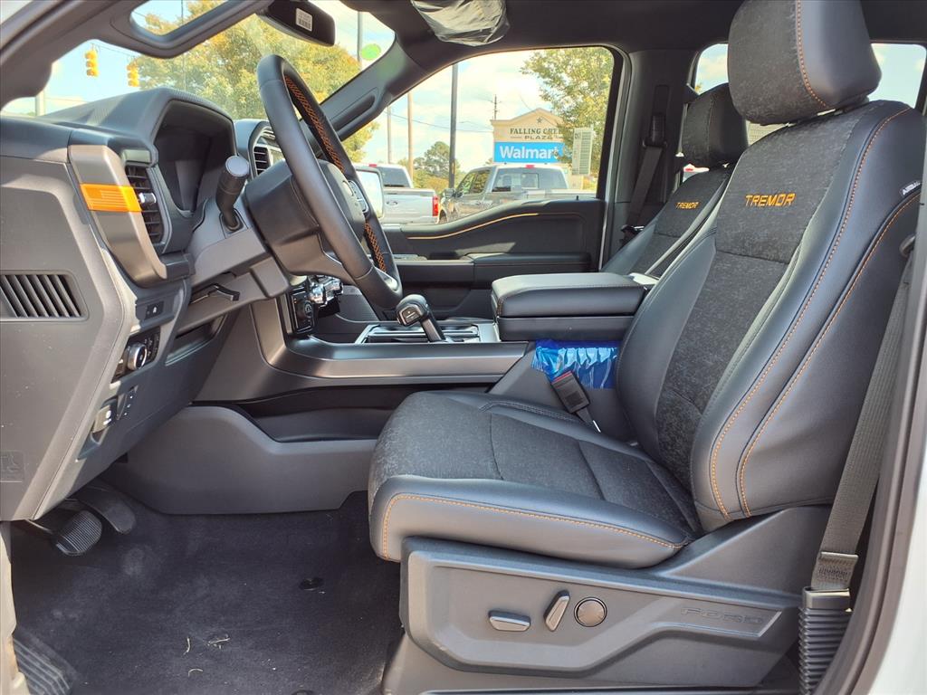 2025 Ford F-150 Tremor photo 2