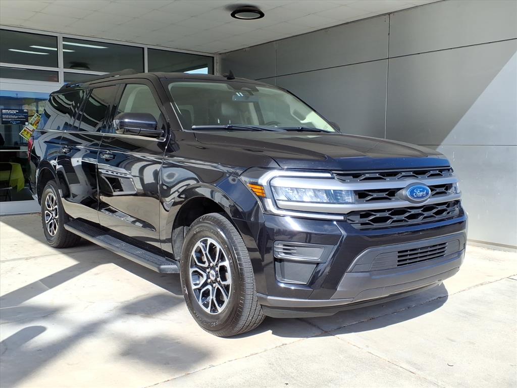 2024 Ford Expedition XLT's photo