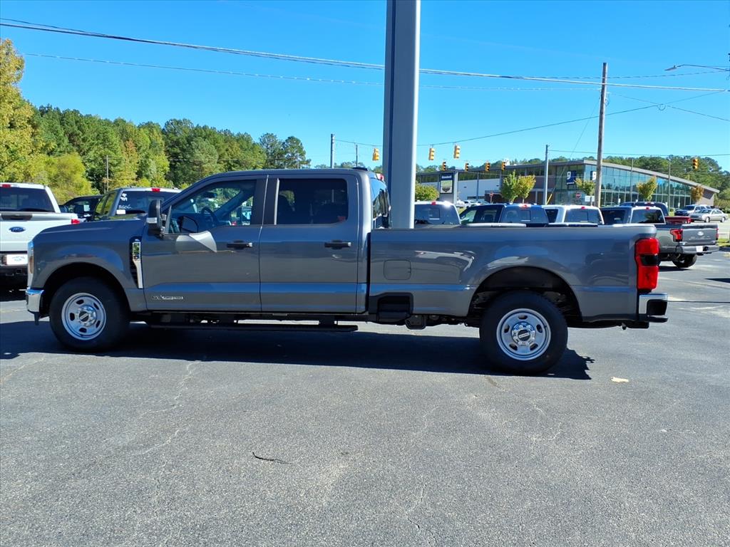 2026 Ford F-350 Super Duty XL - Photo 21