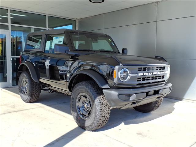 2025 Ford Bronco 2-Door Base's photo