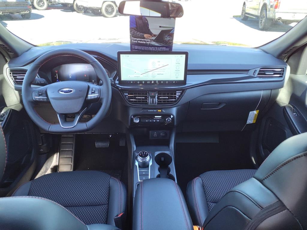 2025 Ford Escape ST-Line photo 3