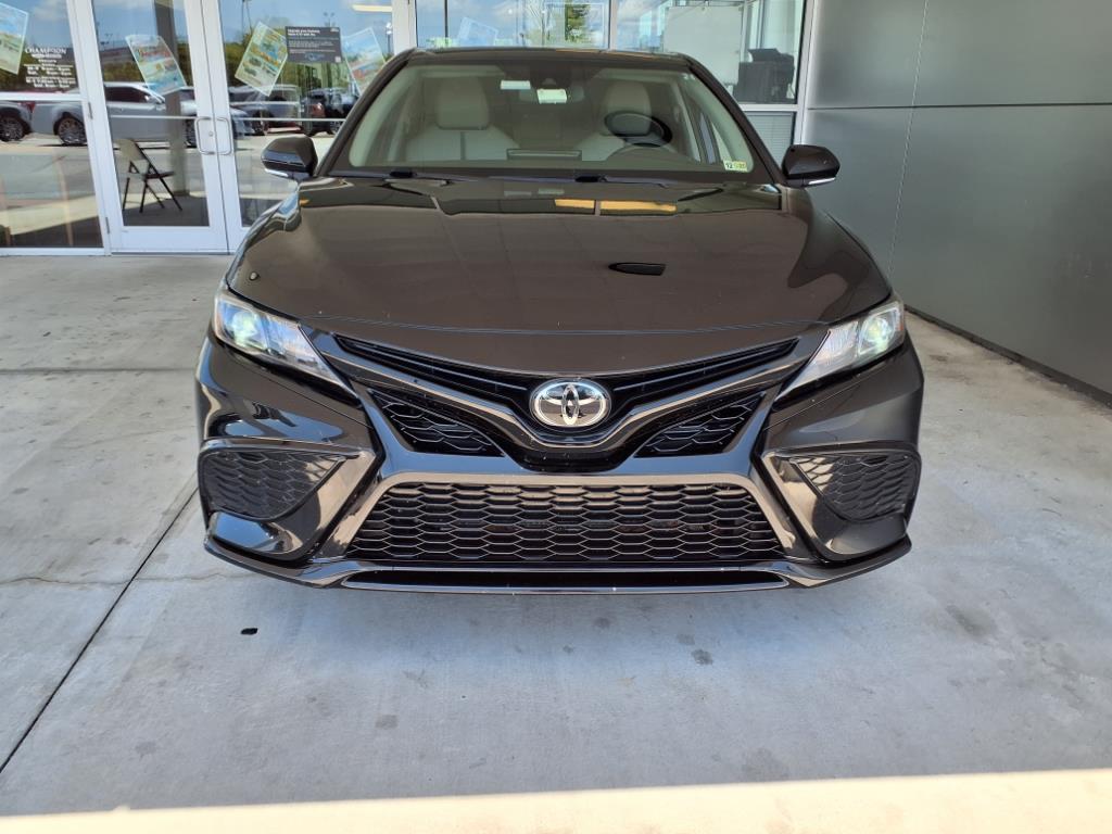 2023 Toyota Camry SE photo 2