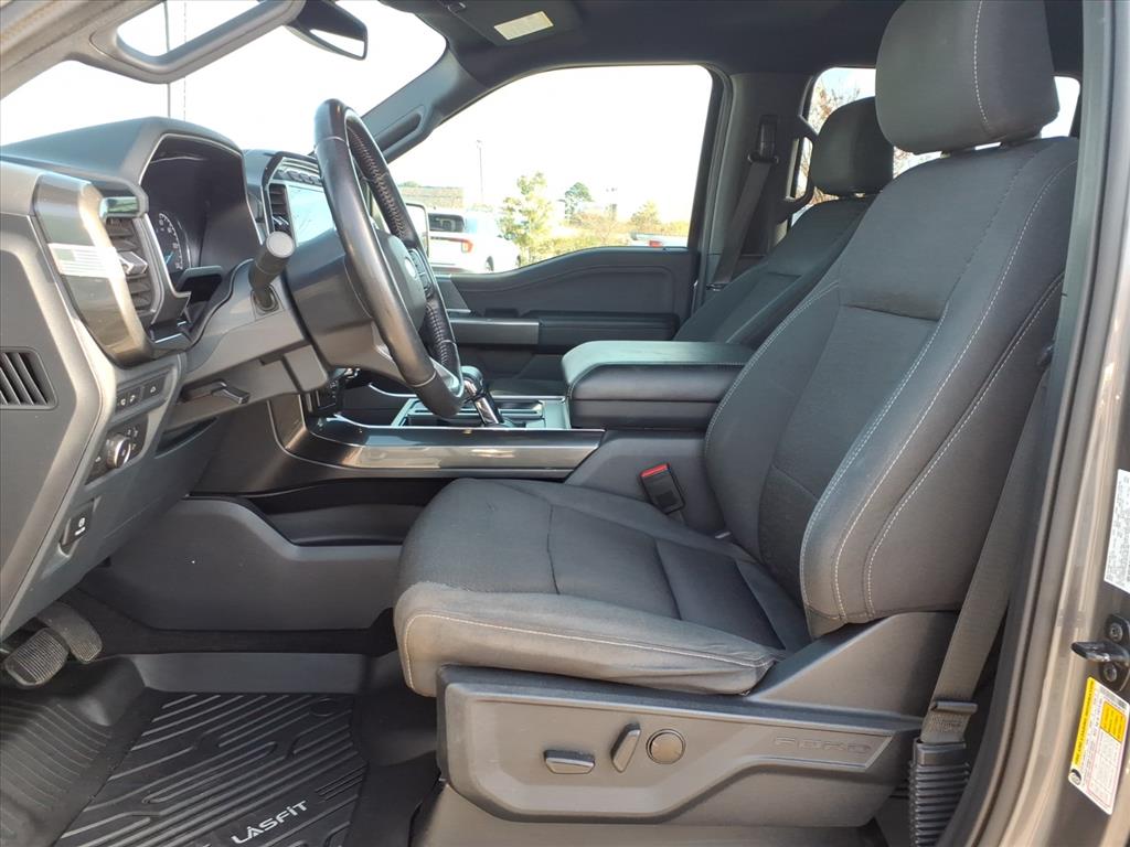 2022 Ford F-150 XLT photo 2