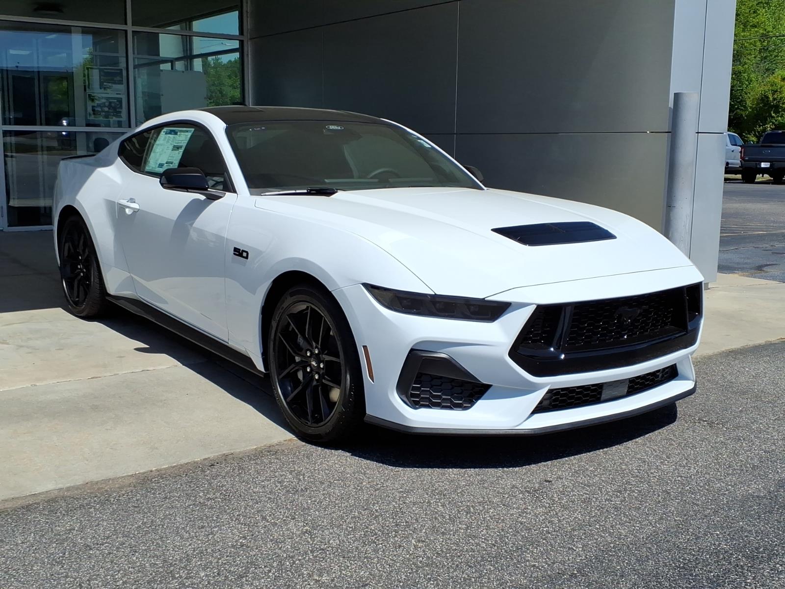 2026 Ford Mustang GT Fastback's photo