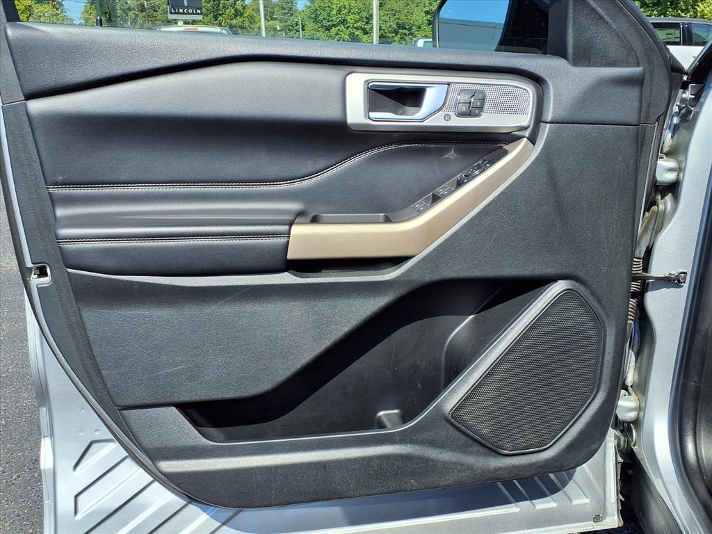 2023 Ford Explorer Limited photo 4