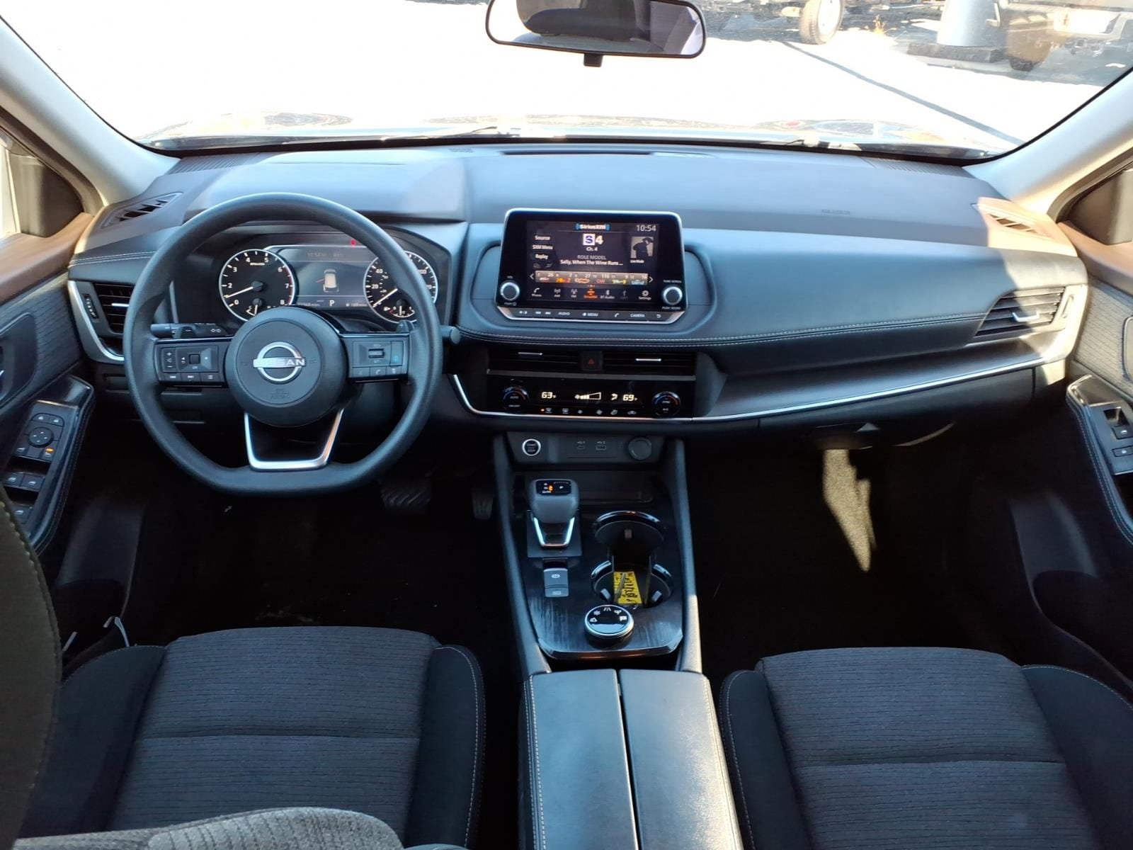 2023 Nissan Rogue SV - Photo 19