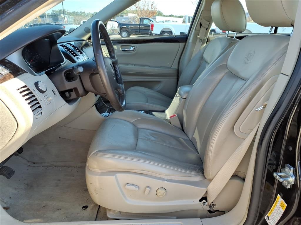 Used 2010 Cadillac DTS Luxury Collection Sedan