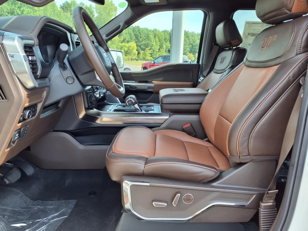 2025 Ford F-150 King Ranch photo 3