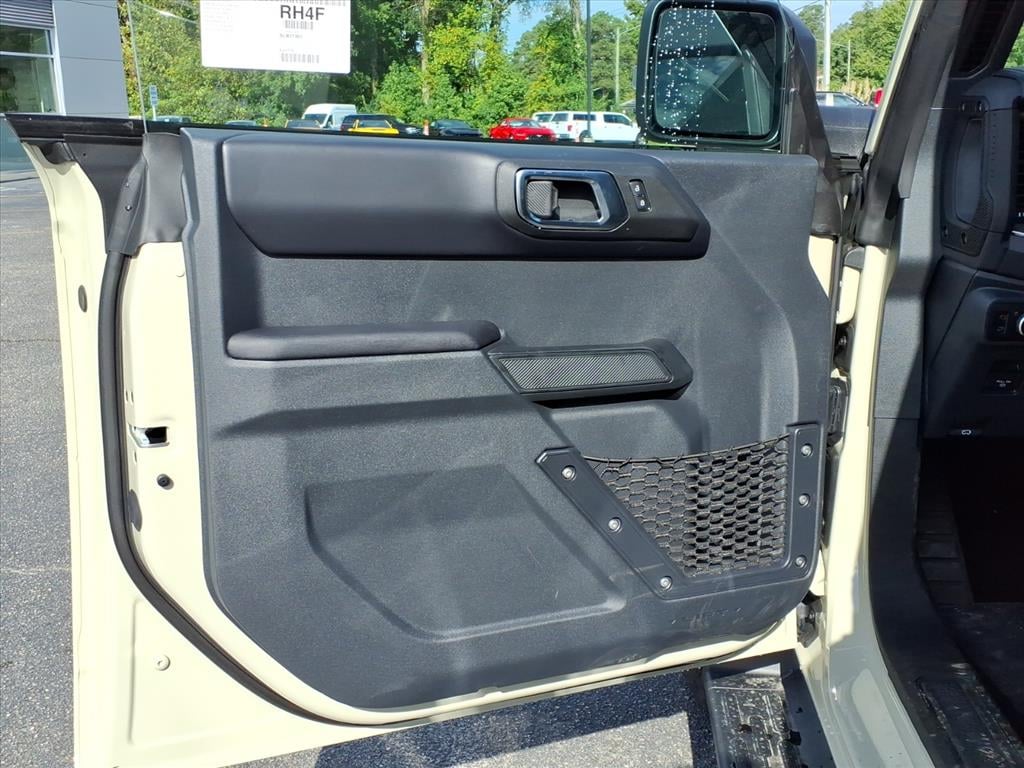 New 2025 Ford Bronco Outer Banks 4x4 Outer Banks SUV