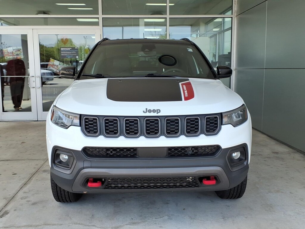 Used 2025 Jeep Compass Trailhawk SUV