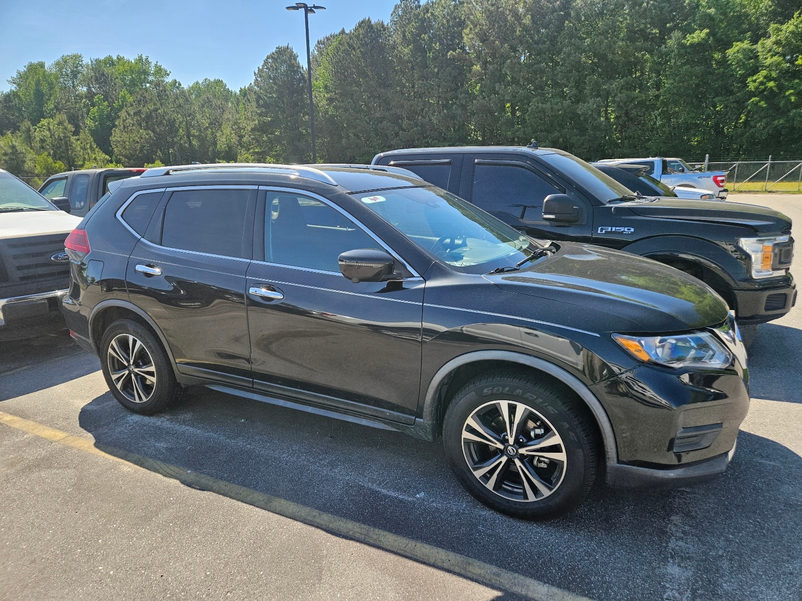 2020 Nissan Rogue SV