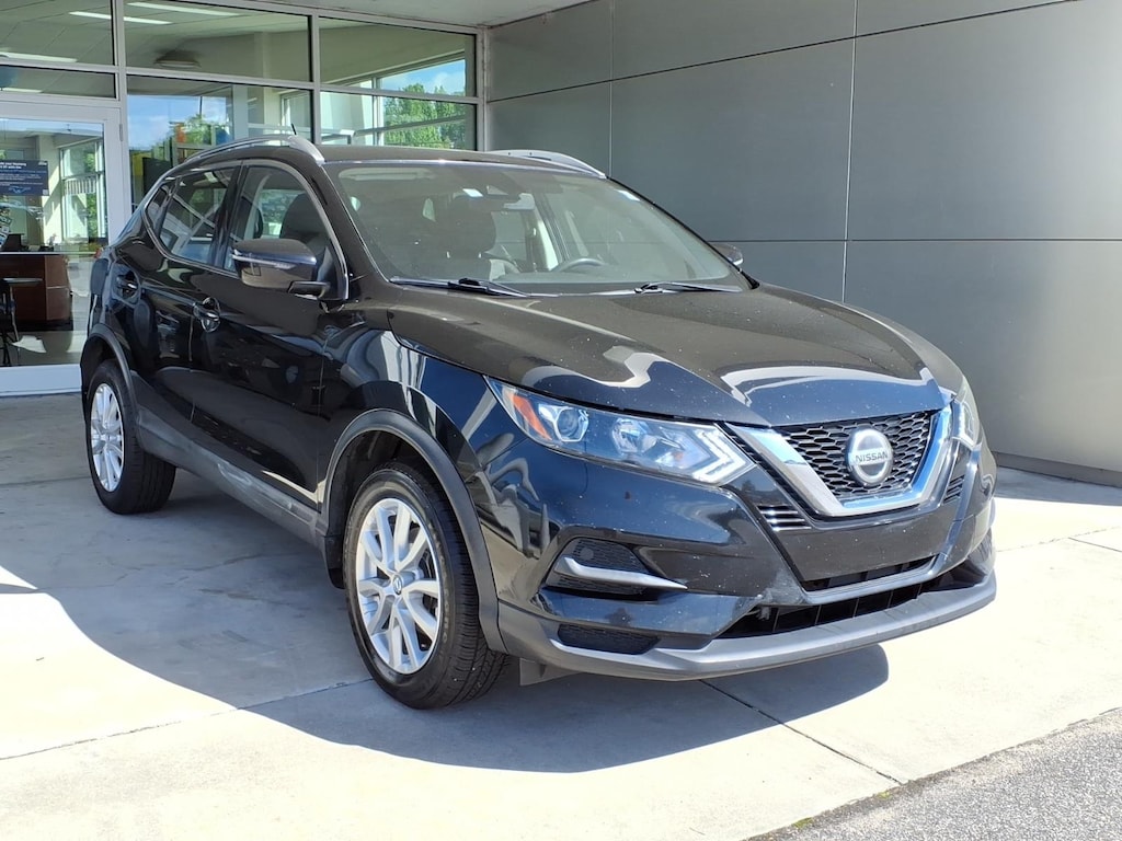 Used 2020 Nissan Rogue Sport SV SUV