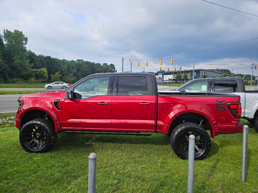 2025 Ford F-150 XLT photo 3