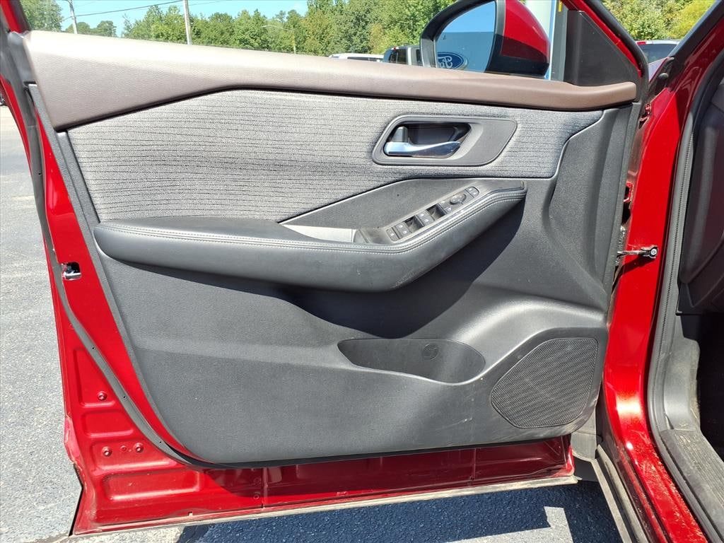 Used 2023 Nissan Rogue SV SUV