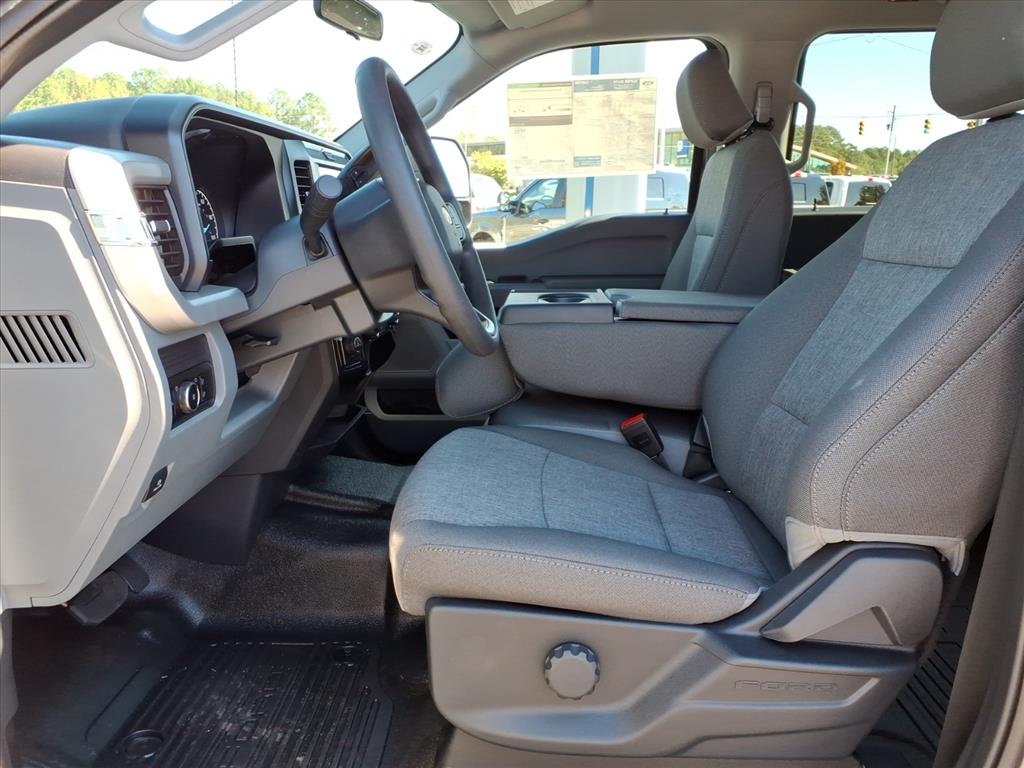 2026 Ford F-350 XL photo 3