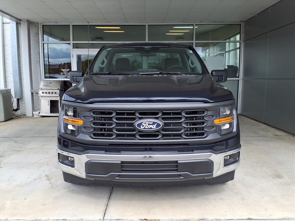 2025 Ford F-150 XL photo 2