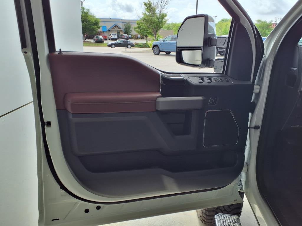 Used 2022 Ford F-250 Super Duty Platinum 4x4 Platinum Crew Cab 6.8 ft. SB Pickup
