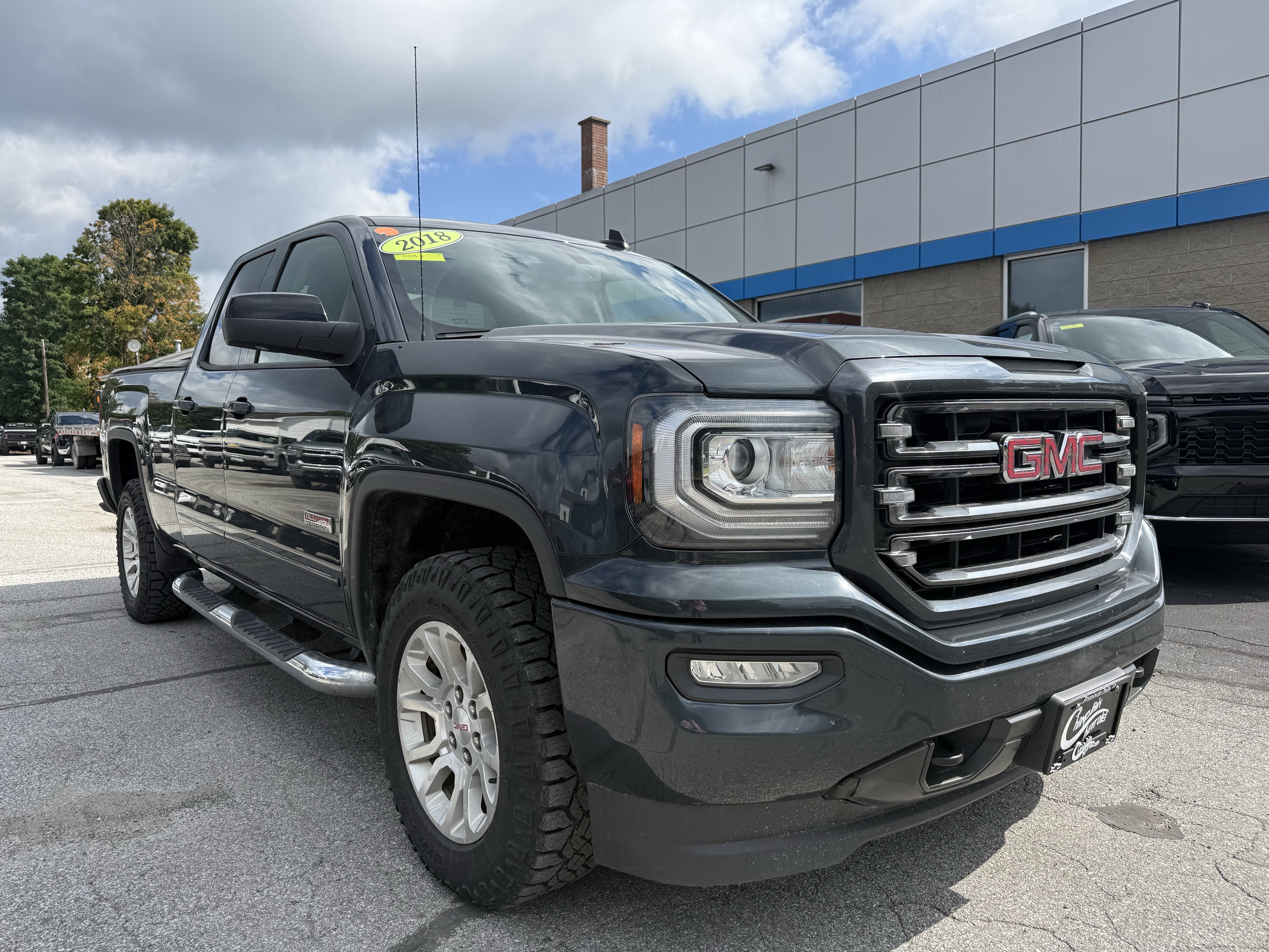Used 2018 GMC Sierra 1500 SLT Truck