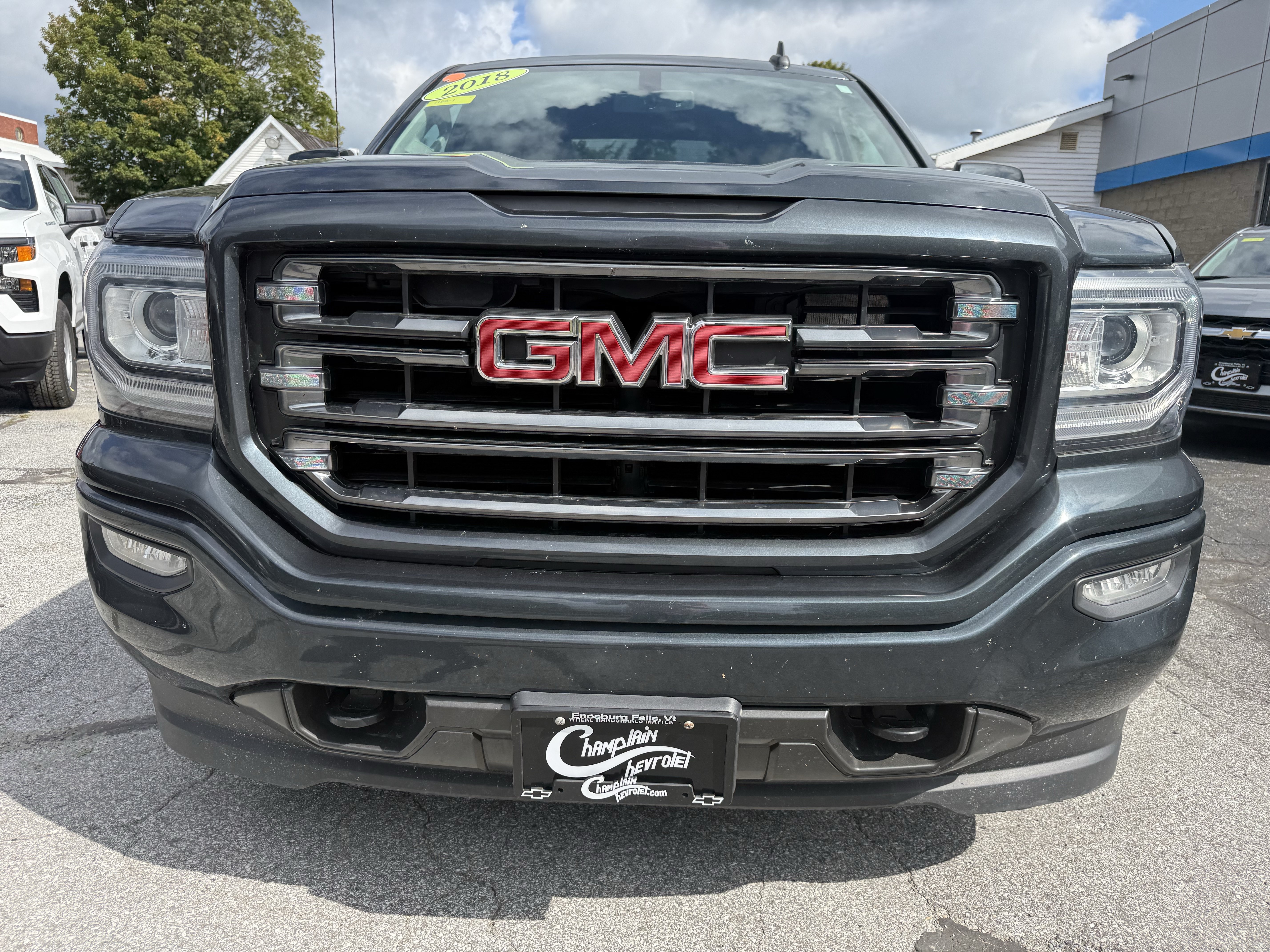 Used 2018 GMC Sierra 1500 SLT Truck