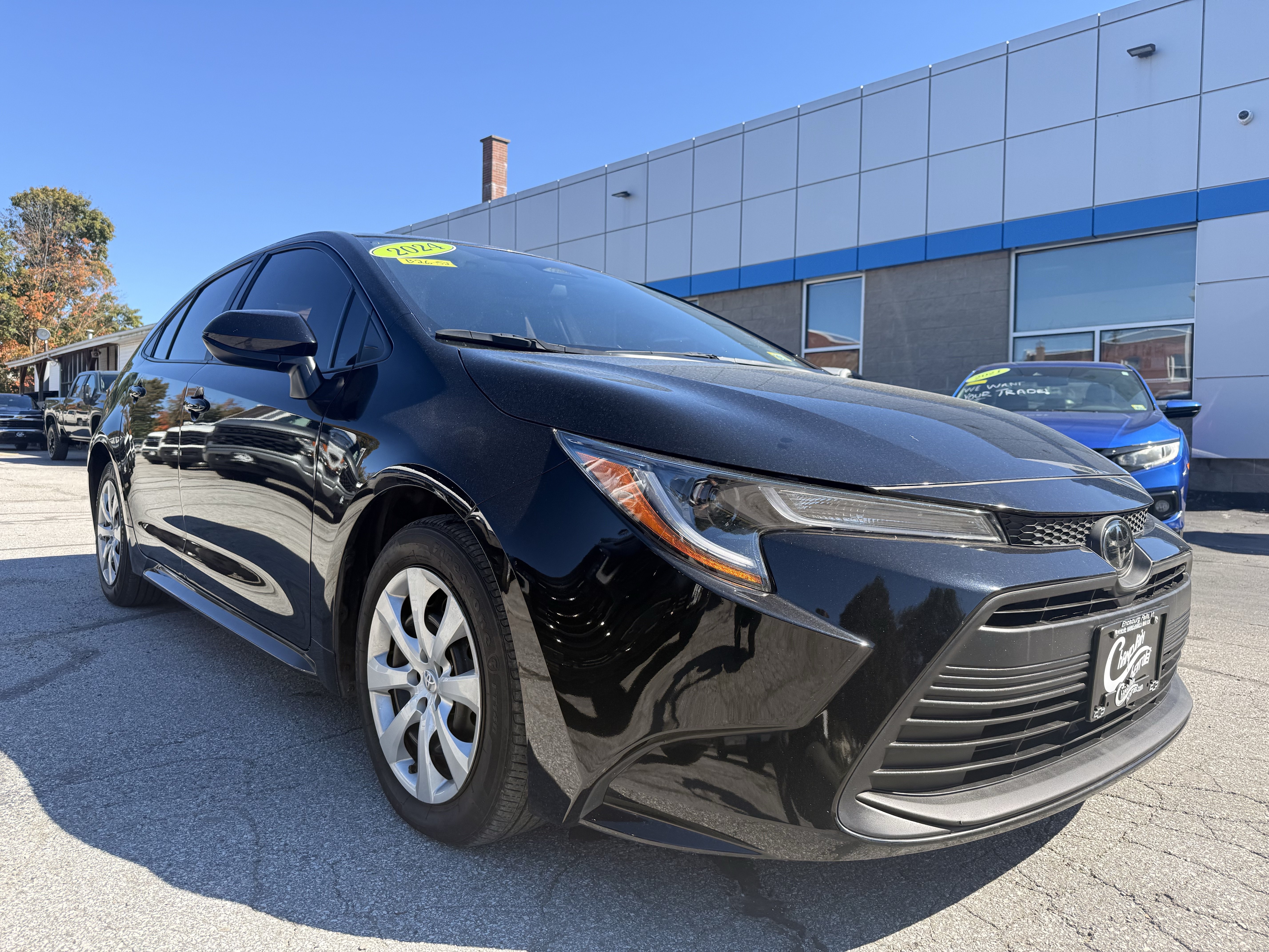 Used 2024 Toyota Corolla LE Sedan
