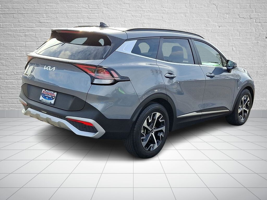 Used 2025 Kia Sportage EX SUV