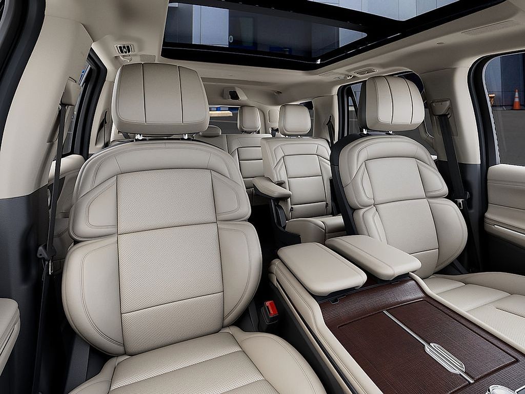2027 Lincoln Navigator Reserve - Photo 10