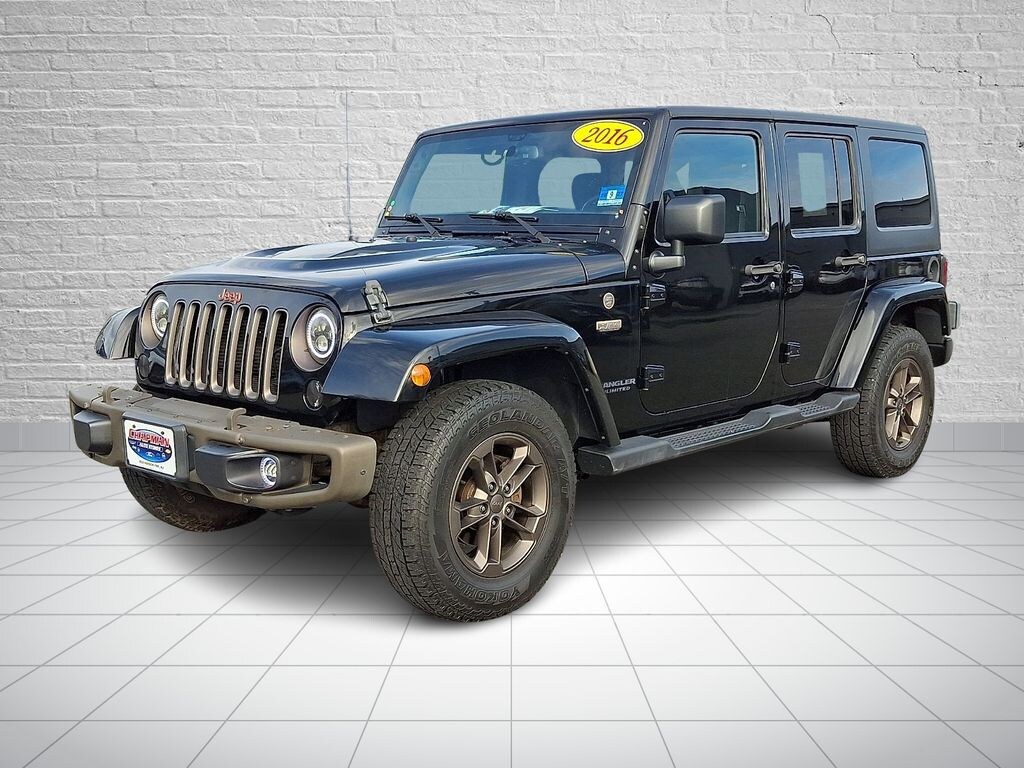 Used 2016 Jeep Wrangler Unlimited Sahara SUV