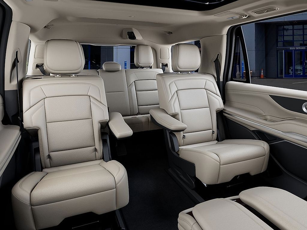 2027 Lincoln Navigator Reserve - Photo 11