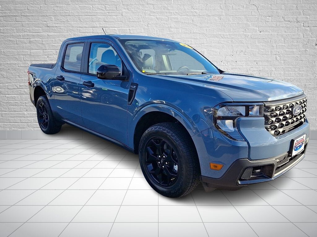 Used 2025 Ford Maverick XLT Truck