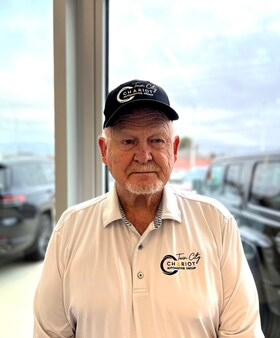 Staff member MO STINSON from 9e8e522f439f