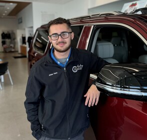 Staff member JOSUE (JP) PENA from 1191dce57634