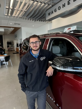 Staff member JOSUE (JP) PENA from 1191dce57634