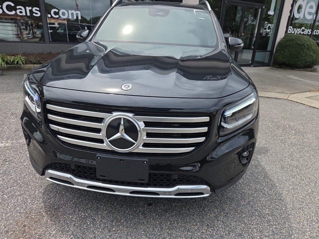 2025 Mercedes Benz GLB 250 4MATIC photo 4