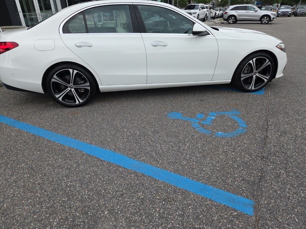 2024 Mercedes Benz C 300 photo 3