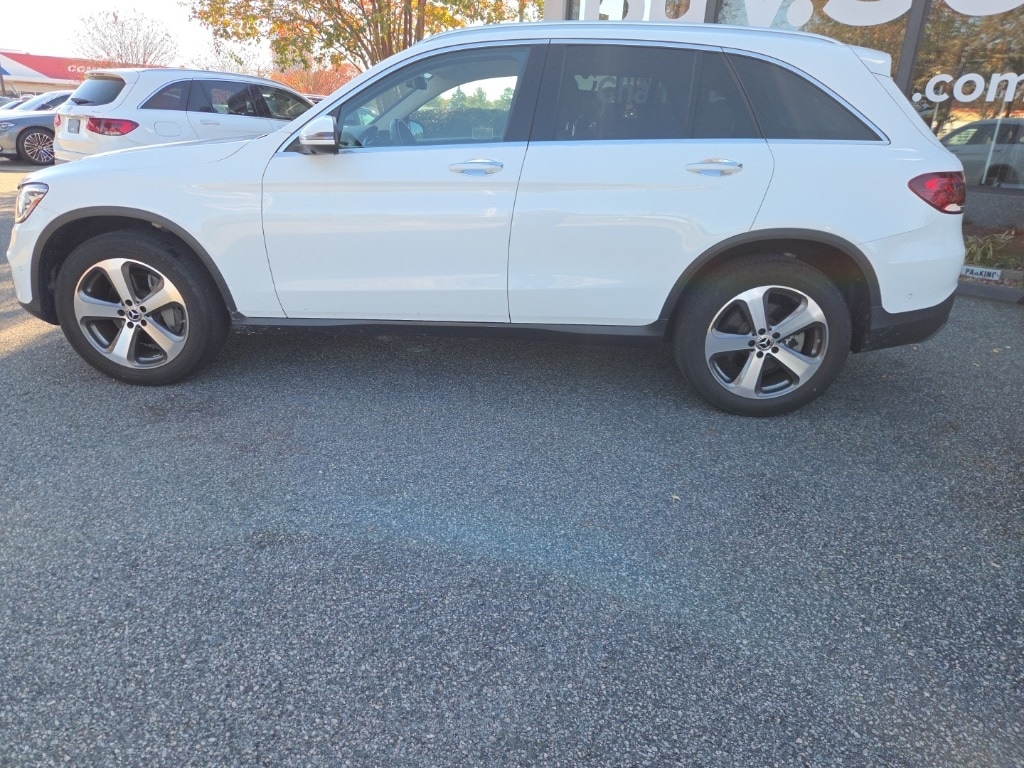 2022 Mercedes Benz GLC 300 4MATIC photo 3