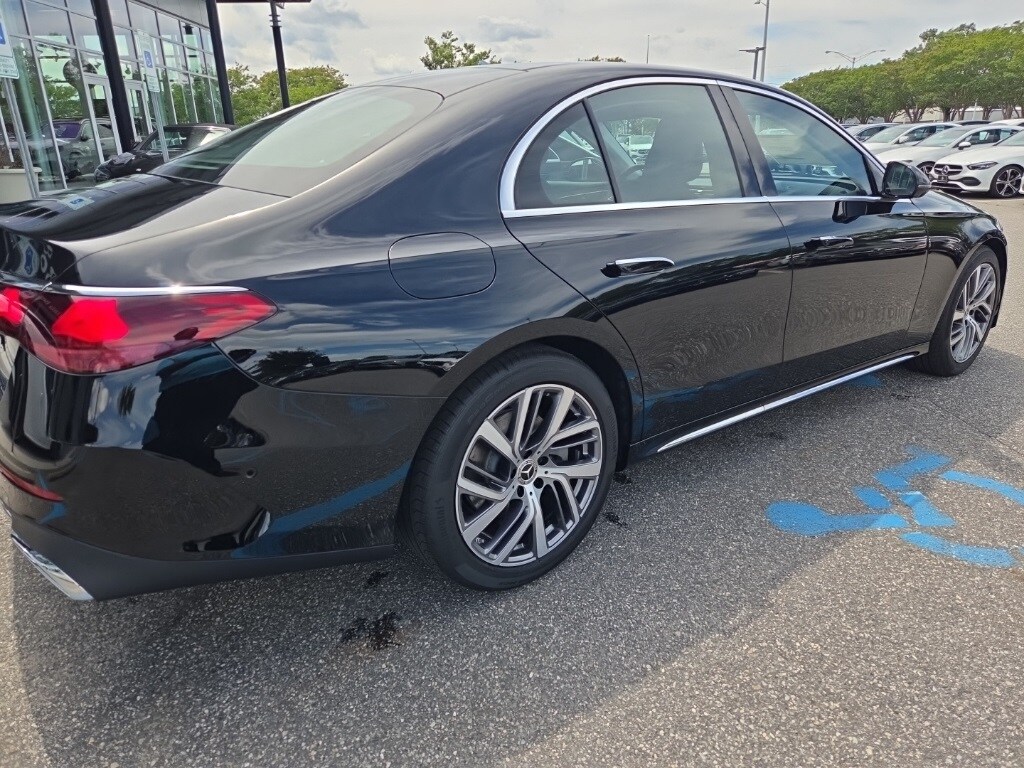 2025 Mercedes Benz E 350 photo 3