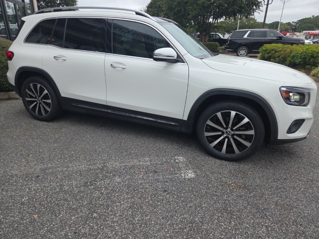 2021 Mercedes Benz GLB 250 4MATIC photo 2