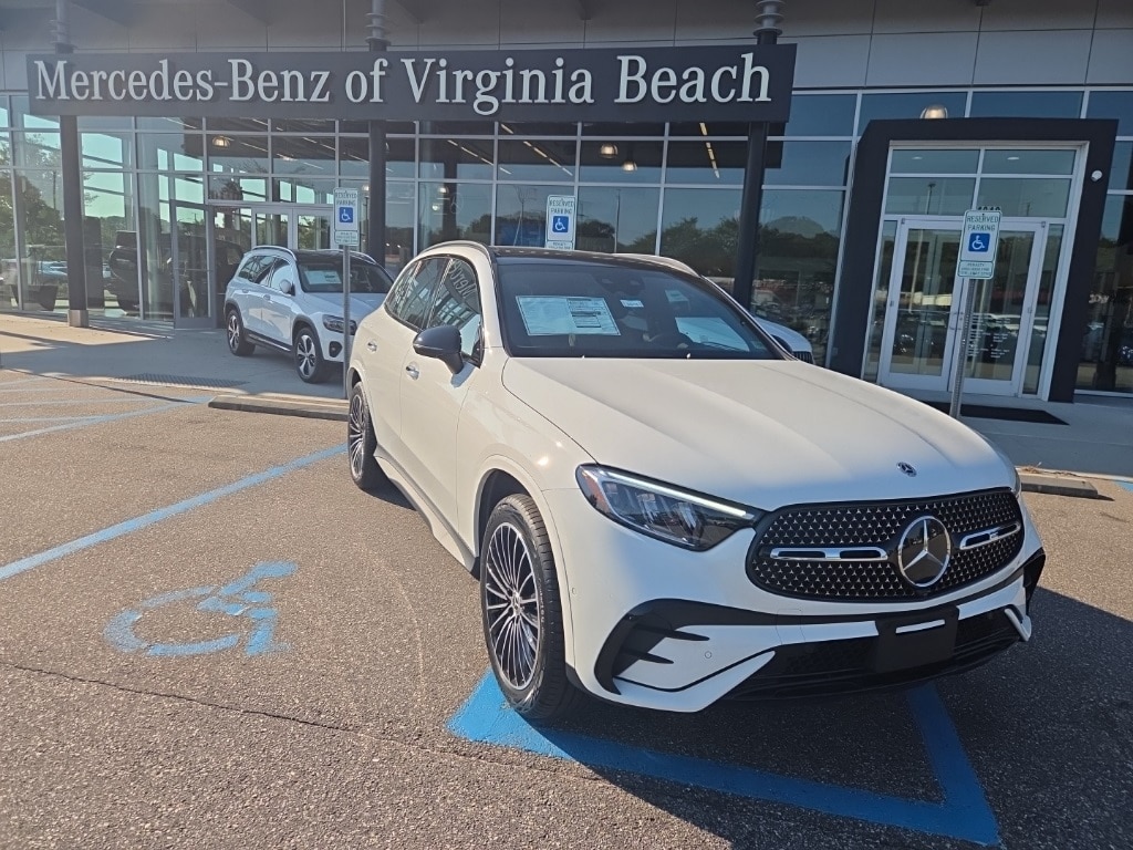 2026 Mercedes-Benz GLC Base's photo