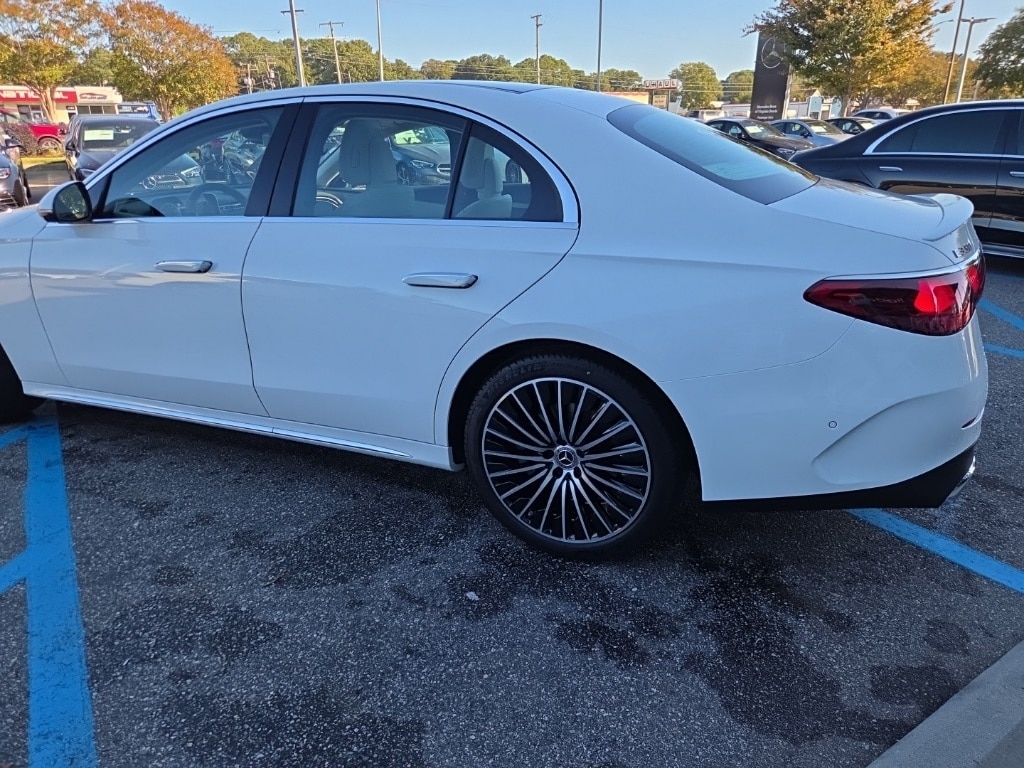 2026 Mercedes-Benz E-Class E350 - Photo 6